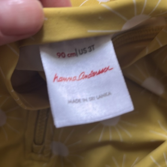 Hanna Andersson Rashguard swimsuit - Picture 3 of 5